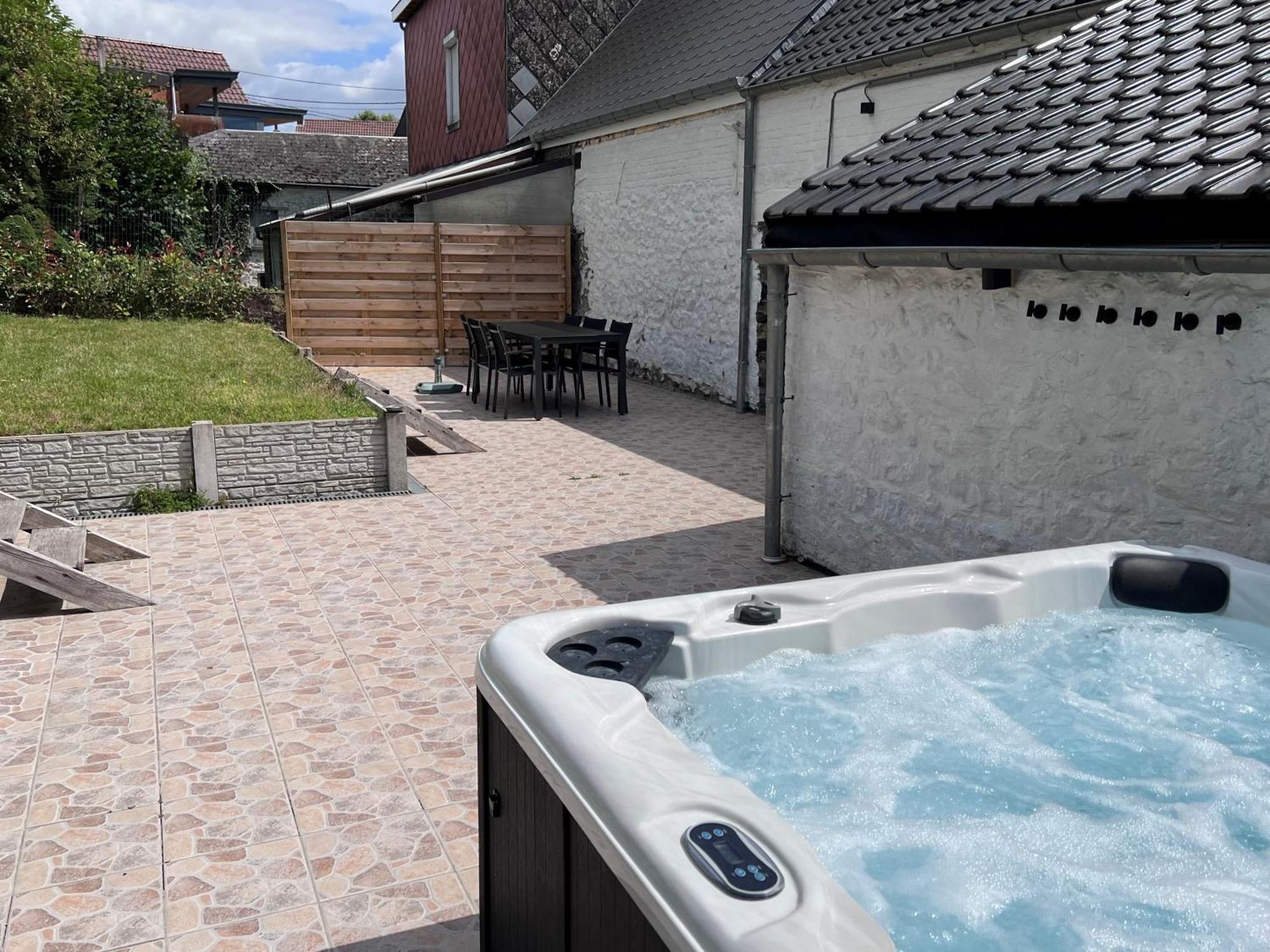 Gite Rubis - Jacuzzi - Pairi Daiza - 6 Pers 부흘리테 외부 사진